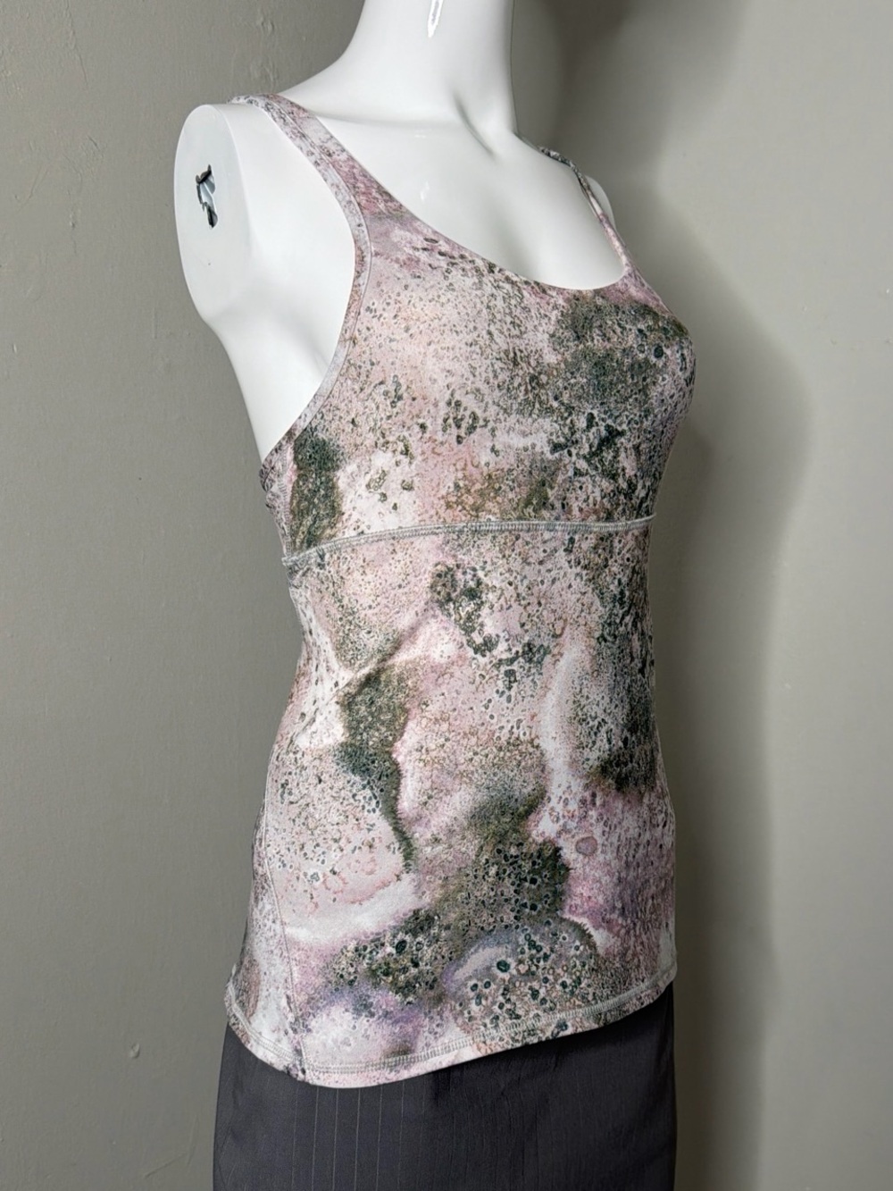Women’s Lululemon Pink Marble-Print Sporty Racerback Tank Top Athleisure